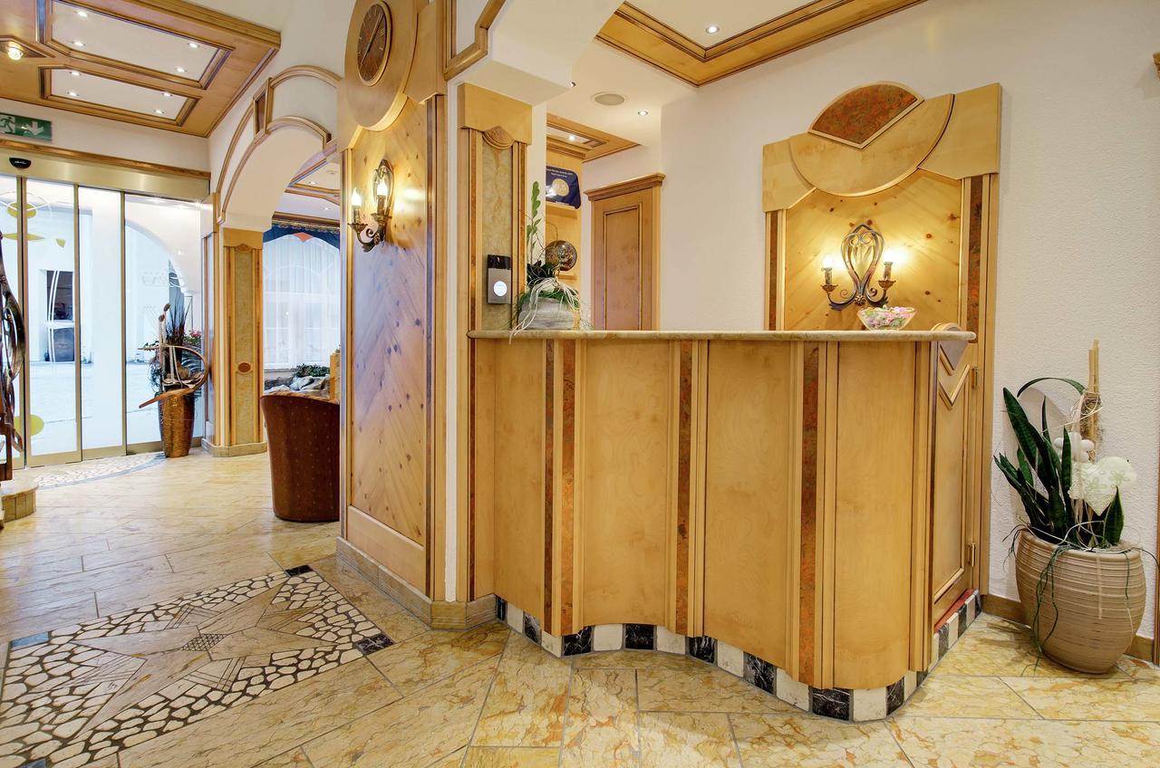 Alpinstyle Hotel Ischgl Buitenkant foto