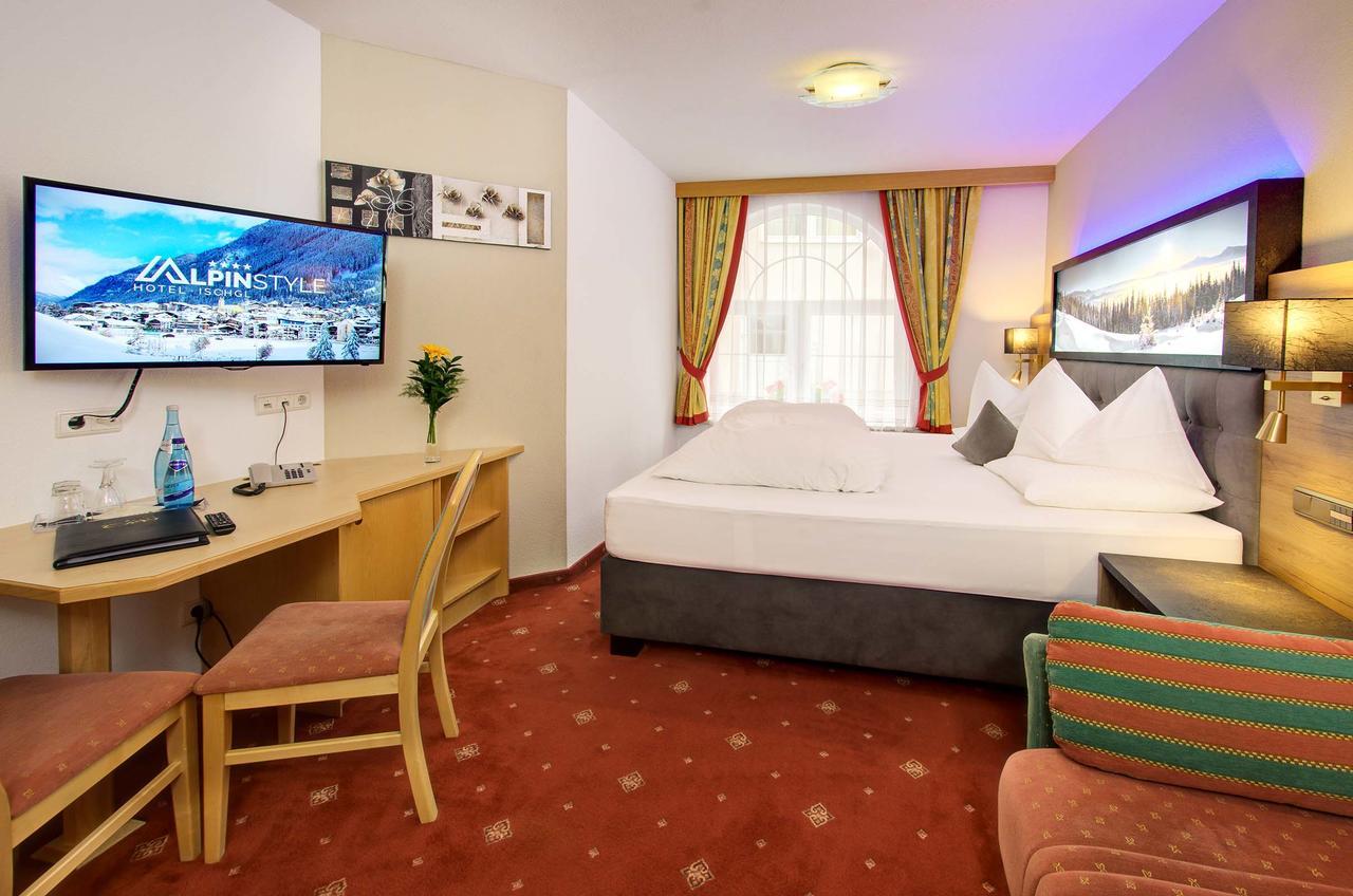 Alpinstyle Hotel Ischgl Buitenkant foto
