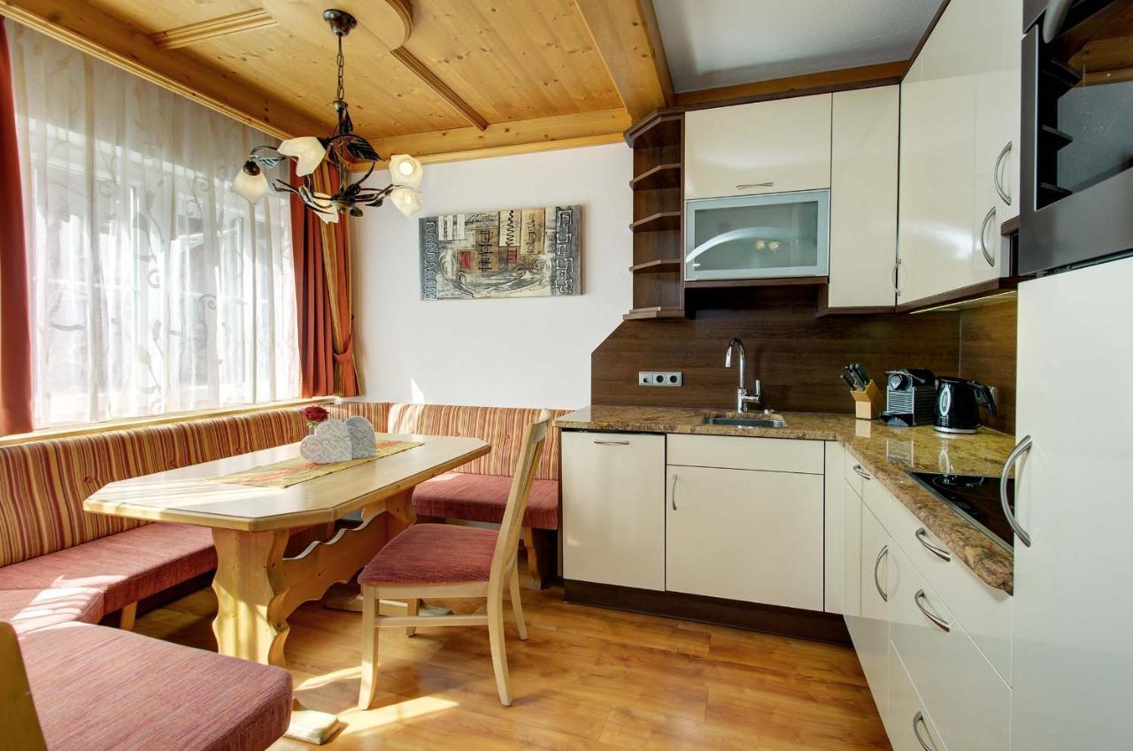 Alpinstyle Hotel Ischgl Buitenkant foto